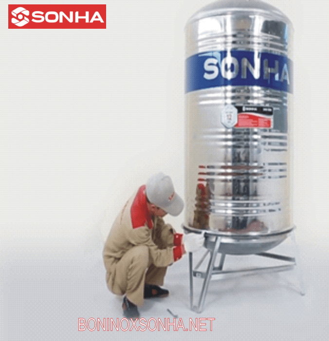 siết ốc sao cho chặt bồn nước