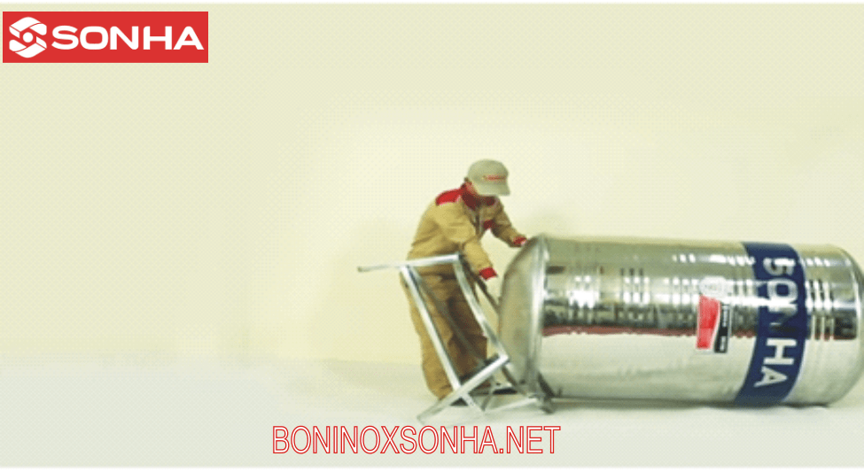 đưa chân bồn sao cho vào đáy bồn cho khớp